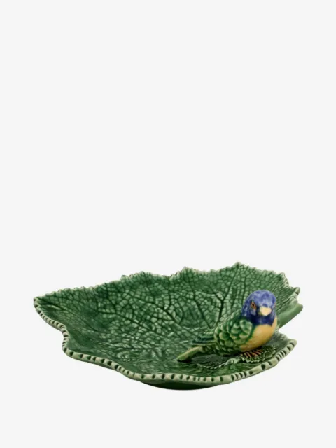 Bordallo Pinheiro plato Leaf with Blue Bird