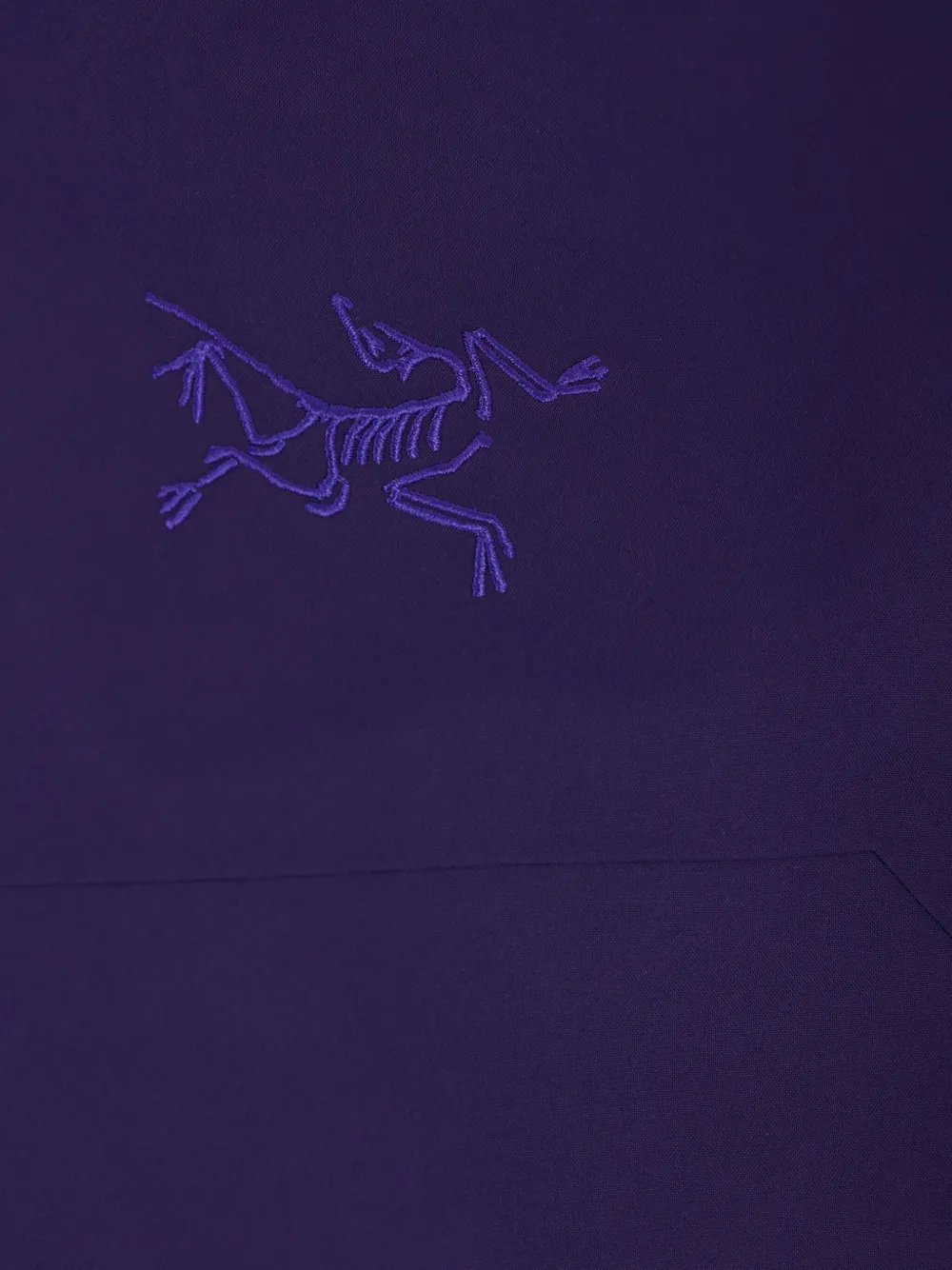 Arc'teryx Jacke Mit Reissverschluss In Violett