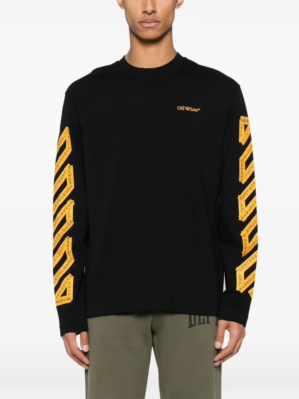 Off-White Tape Arrow T-shirt Zwart