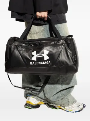 Balenciaga（バレンシアガ）メンズ ボストンバッグ - FARFETCH