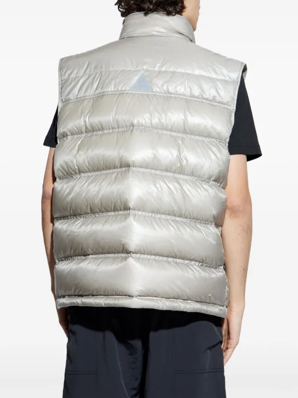 Moncler グレー タンクトップ M MONCLER(モンクレール) タンクトップ(レディース) - ブランド通販のBUYMA