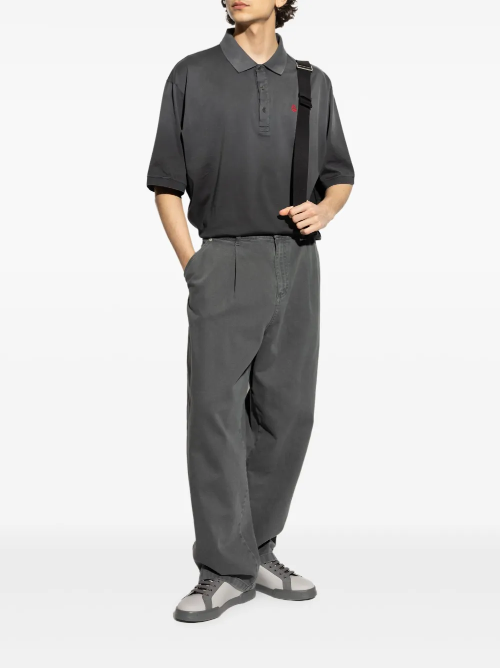 alexandermcqueen Alexander McQueen Poloshirt met geborduurde doodskop - Grijs