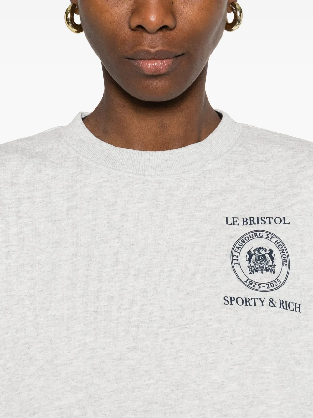 Sporty & Rich x Le Bristol Paris sweater met zeehondenprint Grijs