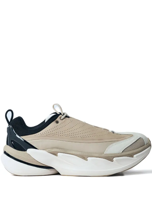 HOKA One One Elevon X スニーカー | ニュートラル | FARFETCH JP