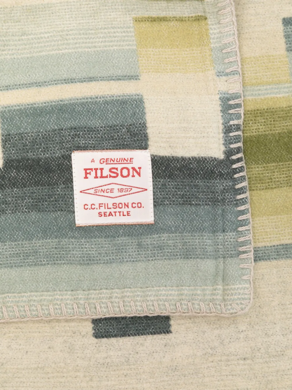 Filson Deken met geometrisch patroon (204 cm x 134 cm) - Groen