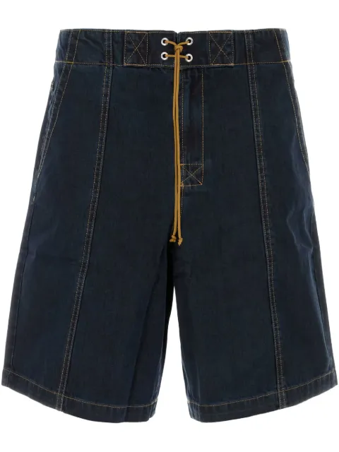 Gimaguas shorts Lewis