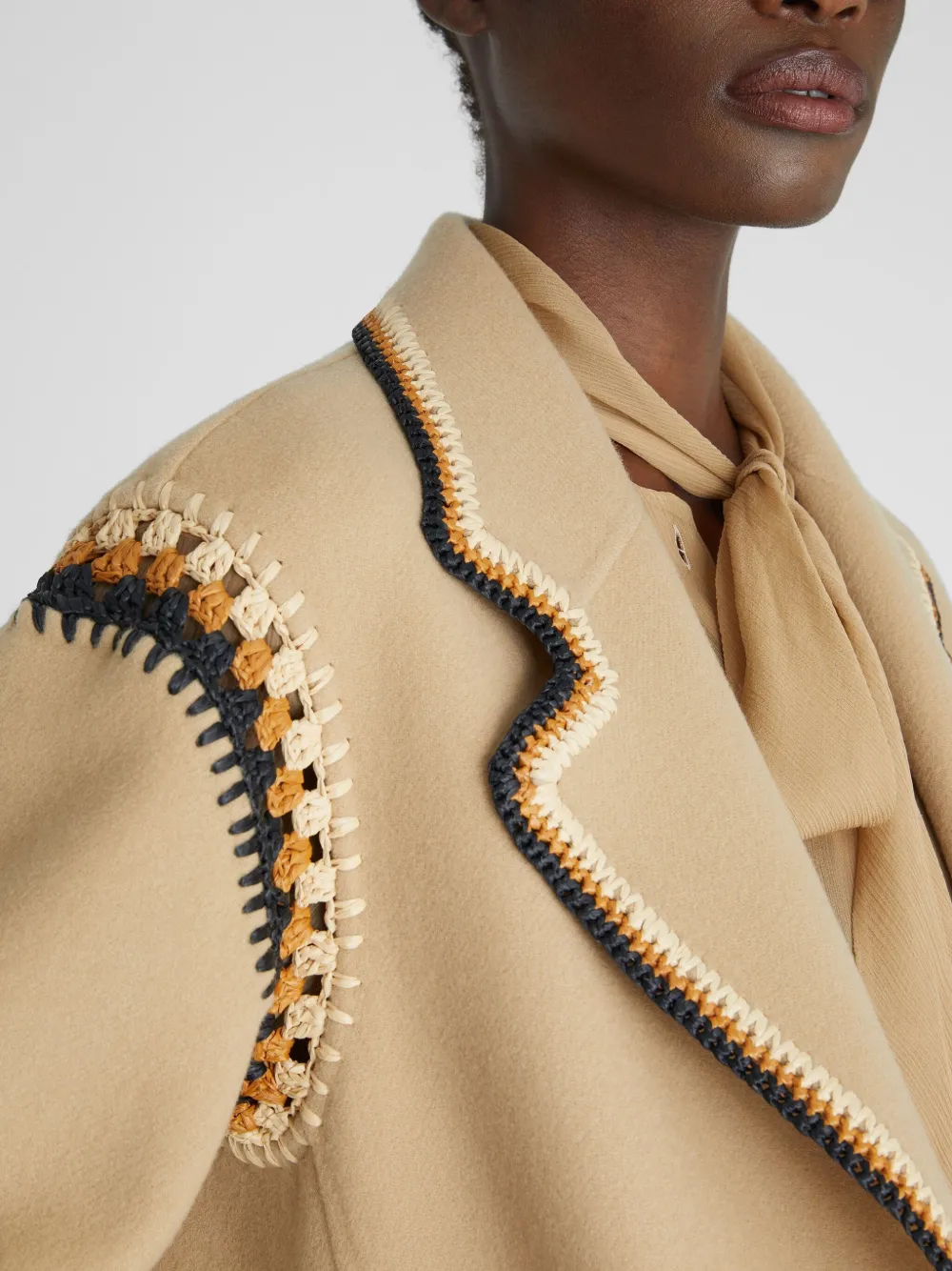 Ermanno Scervino Wollen jack met dubbele rij knopen en raffia profielen Beige