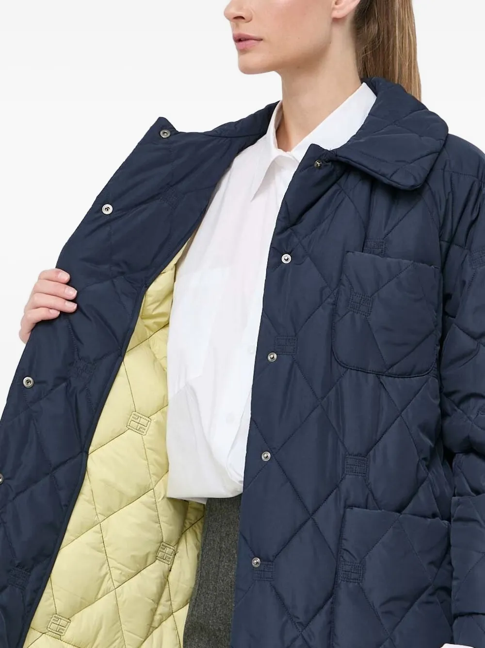 Beatrice B Quilted Diamond-pattern Coat In Blue