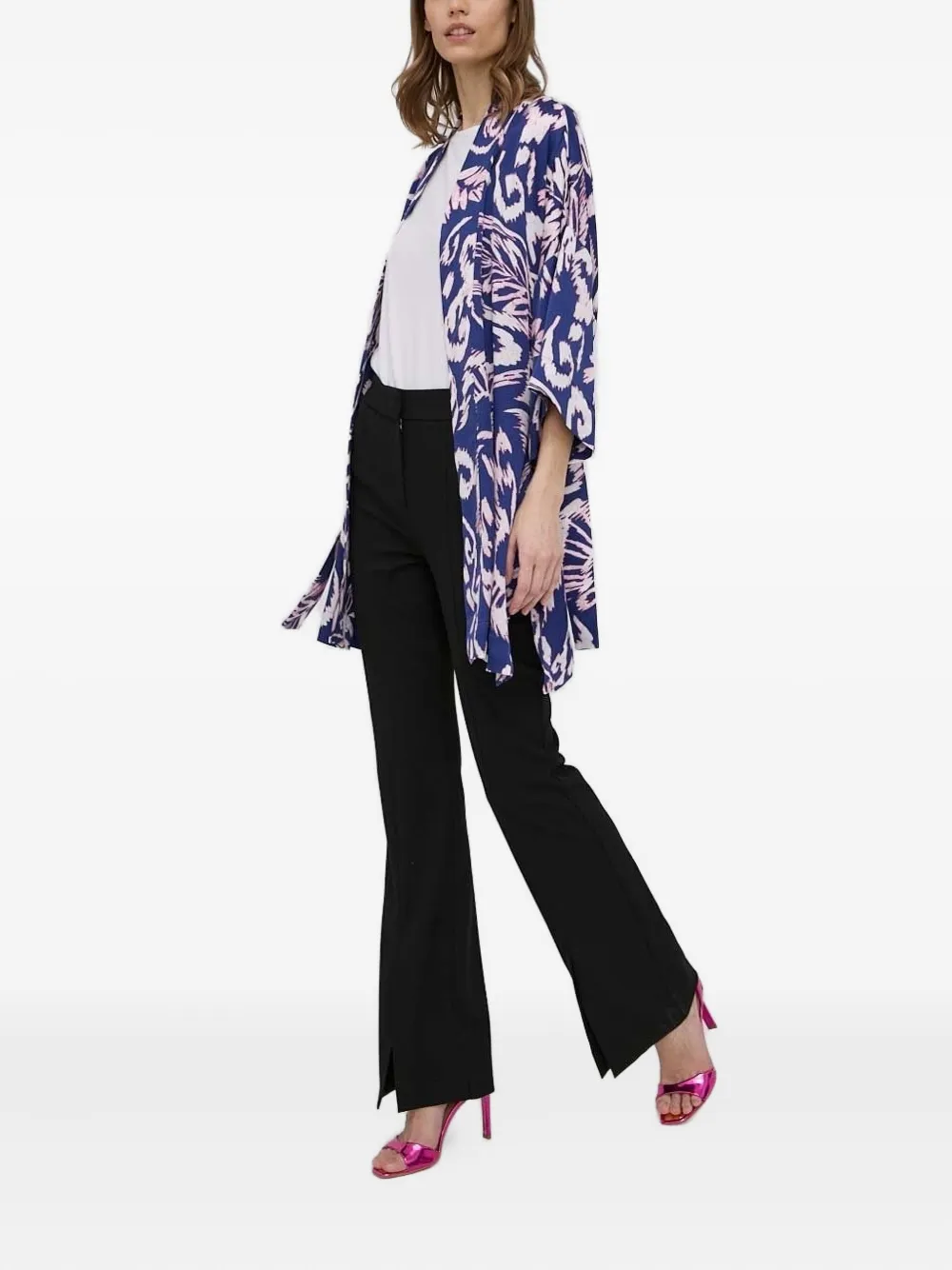 Beatrice B Top met bladerprint en ceintuur - Blauw