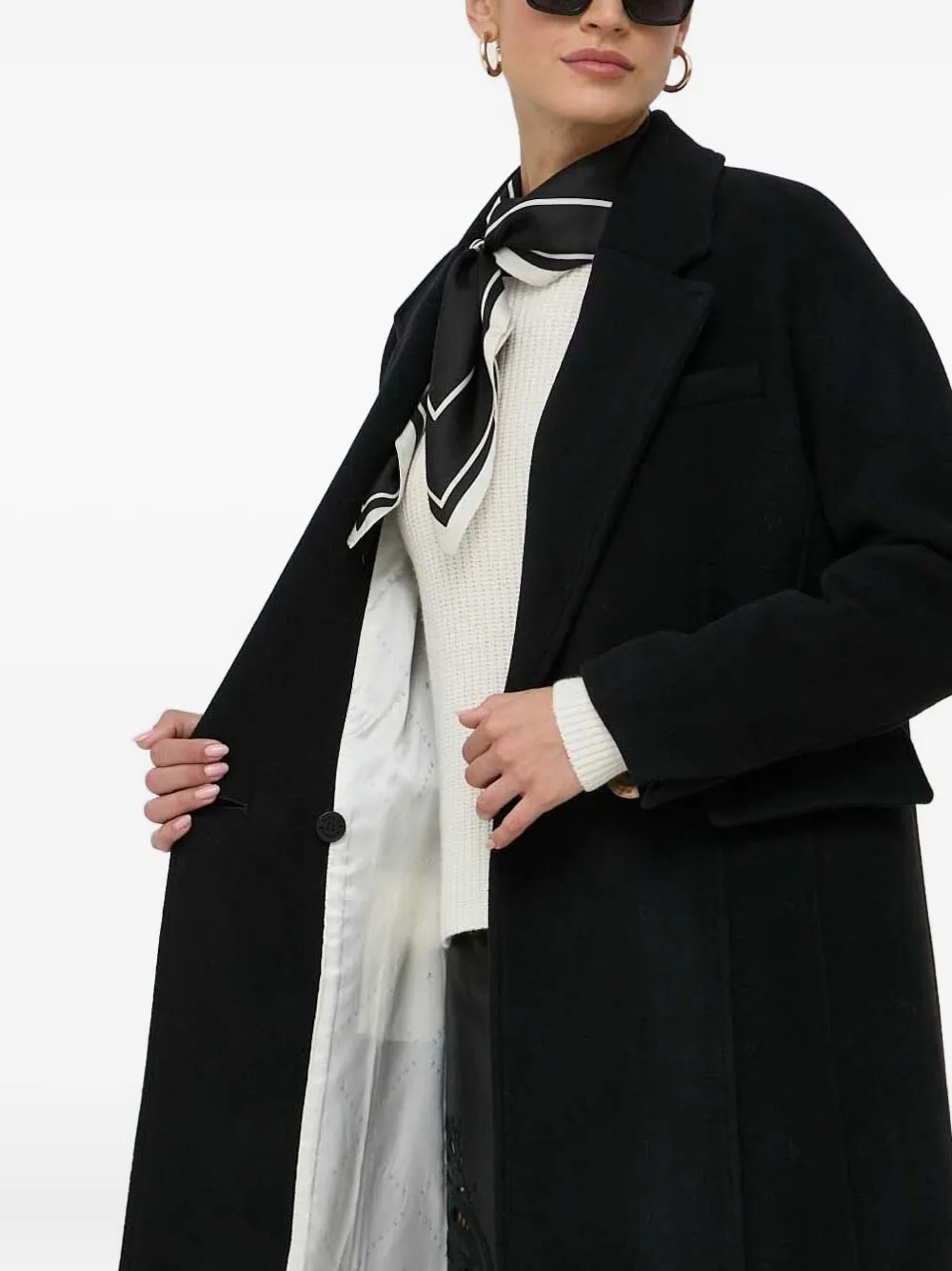 Beatrice B Flap-pocket Single-breasted Coat In Black