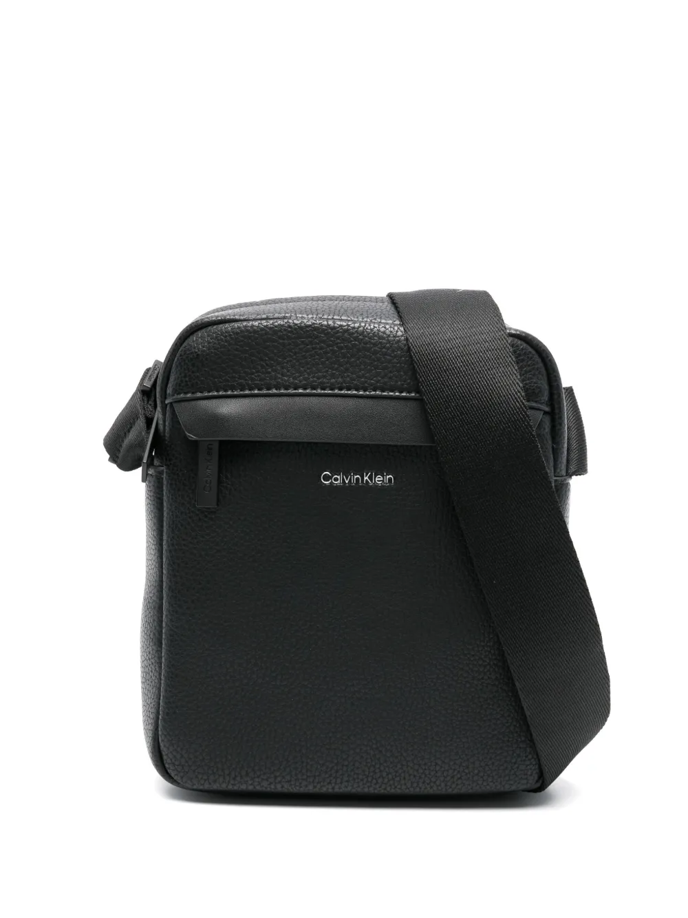Calvin Klein Must messenger bag | Black | Image 1