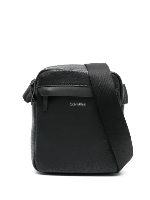 Calvin Klein شنطة ماسنجر 'ماست'