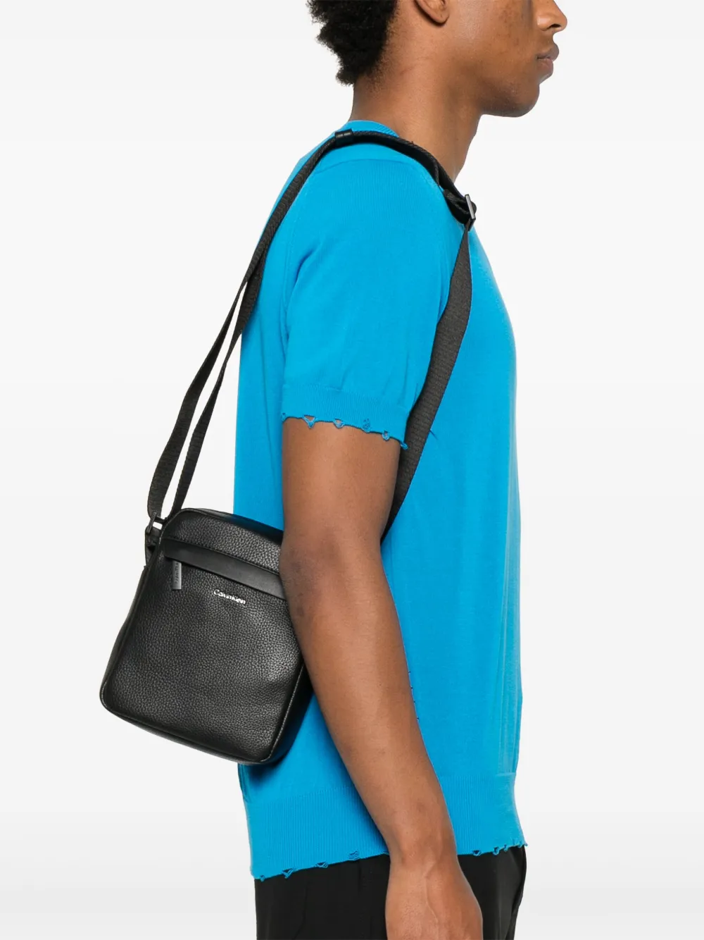 Calvin Klein Must messenger bag | Image 2