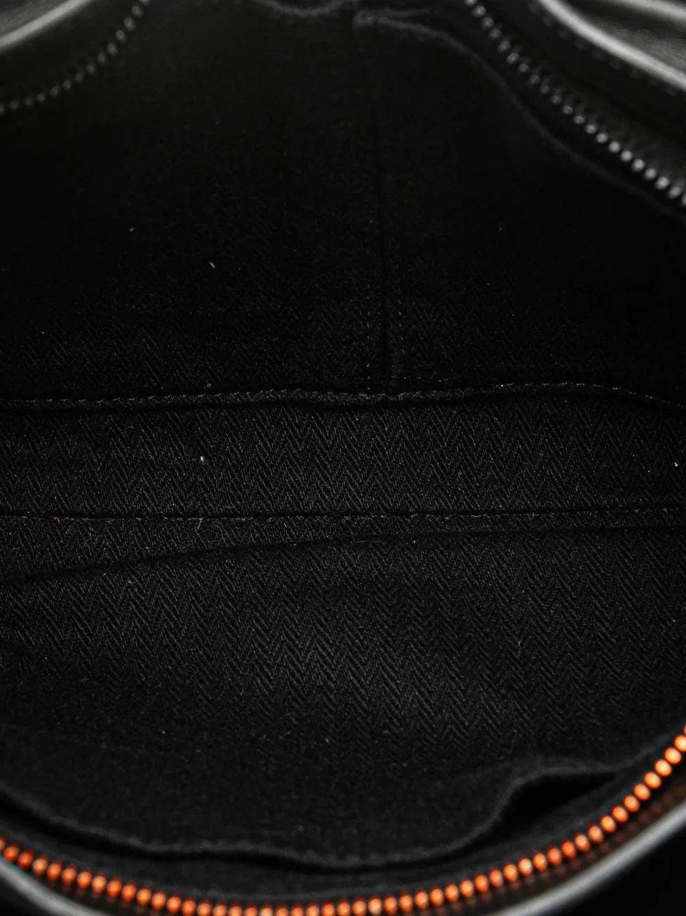 Pre-owned Hermes 2000-2010 Swift Caravan Horizontal Pm Satchel In Black