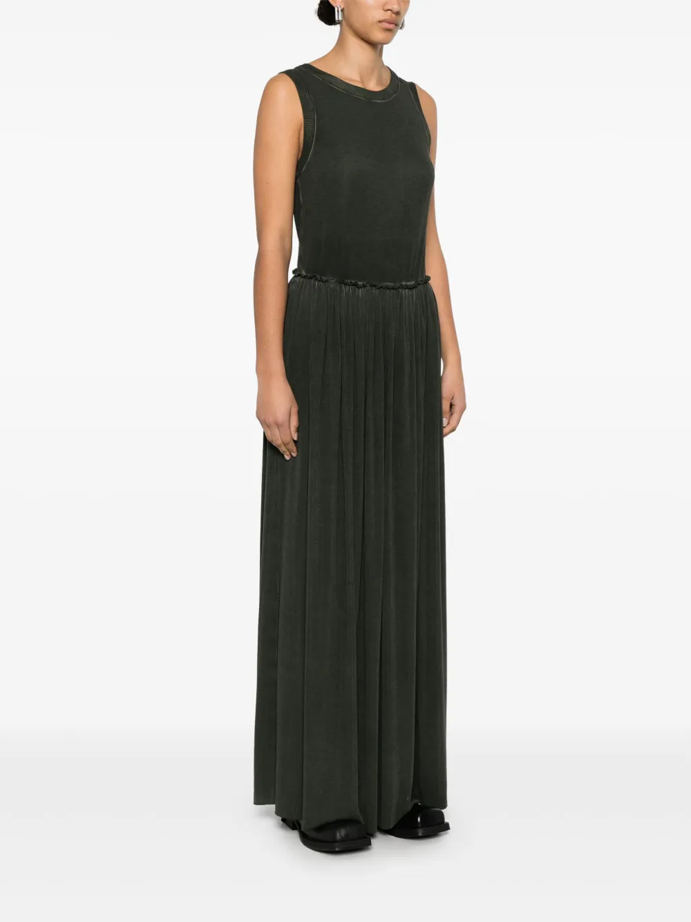 Shop Uma Wang Sleeveless Maxi Dress In グリーン