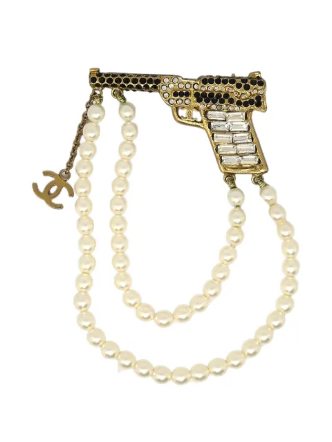 CHANEL Pre-Owned 2001 gun-motif brooch