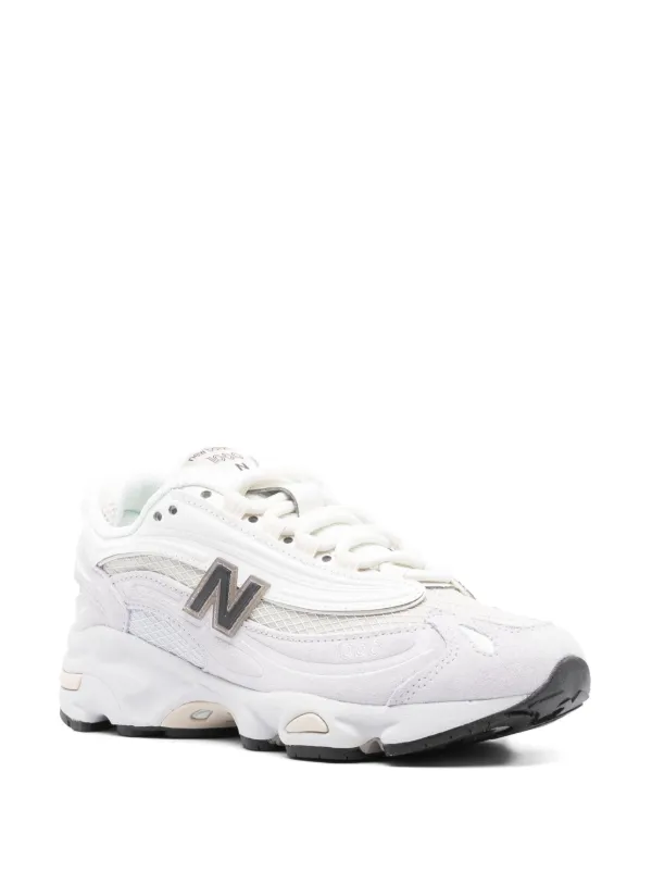 New Balance 1000 ホワイト/グレー スニーカー New Balance 1000 スニーカー | グレー | FARFETCH JP