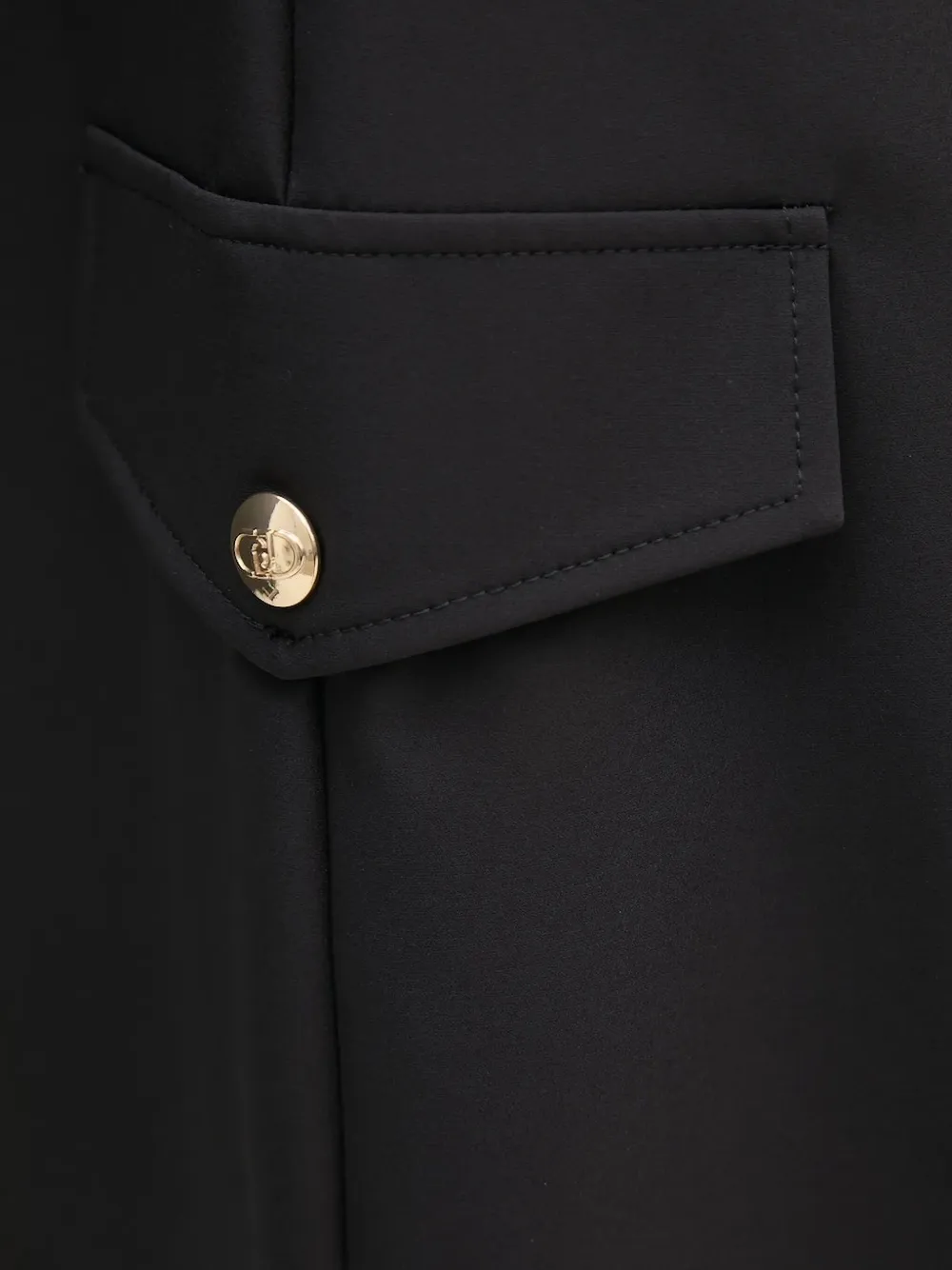 Liu •jo Pleated Pocketed Mini A-line Skirt In Black