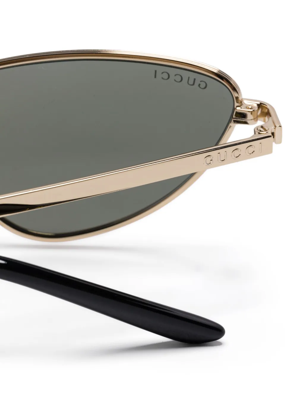 Gucci Zonnebril met cat-eye montuur Goud