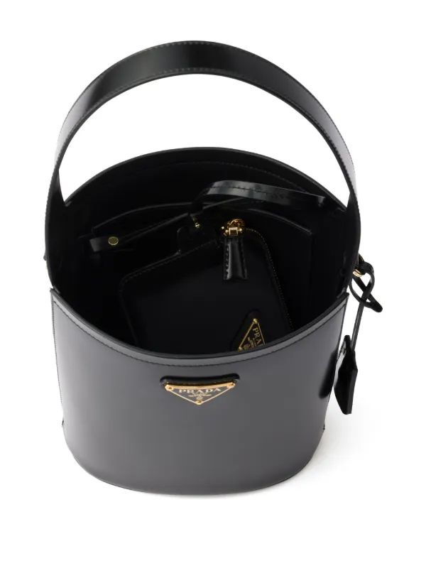 プラダ★レザーバケットバッグ PRADA - 【美品】PRADA＊プラダ＊レザー ＊バケット＊バッグの