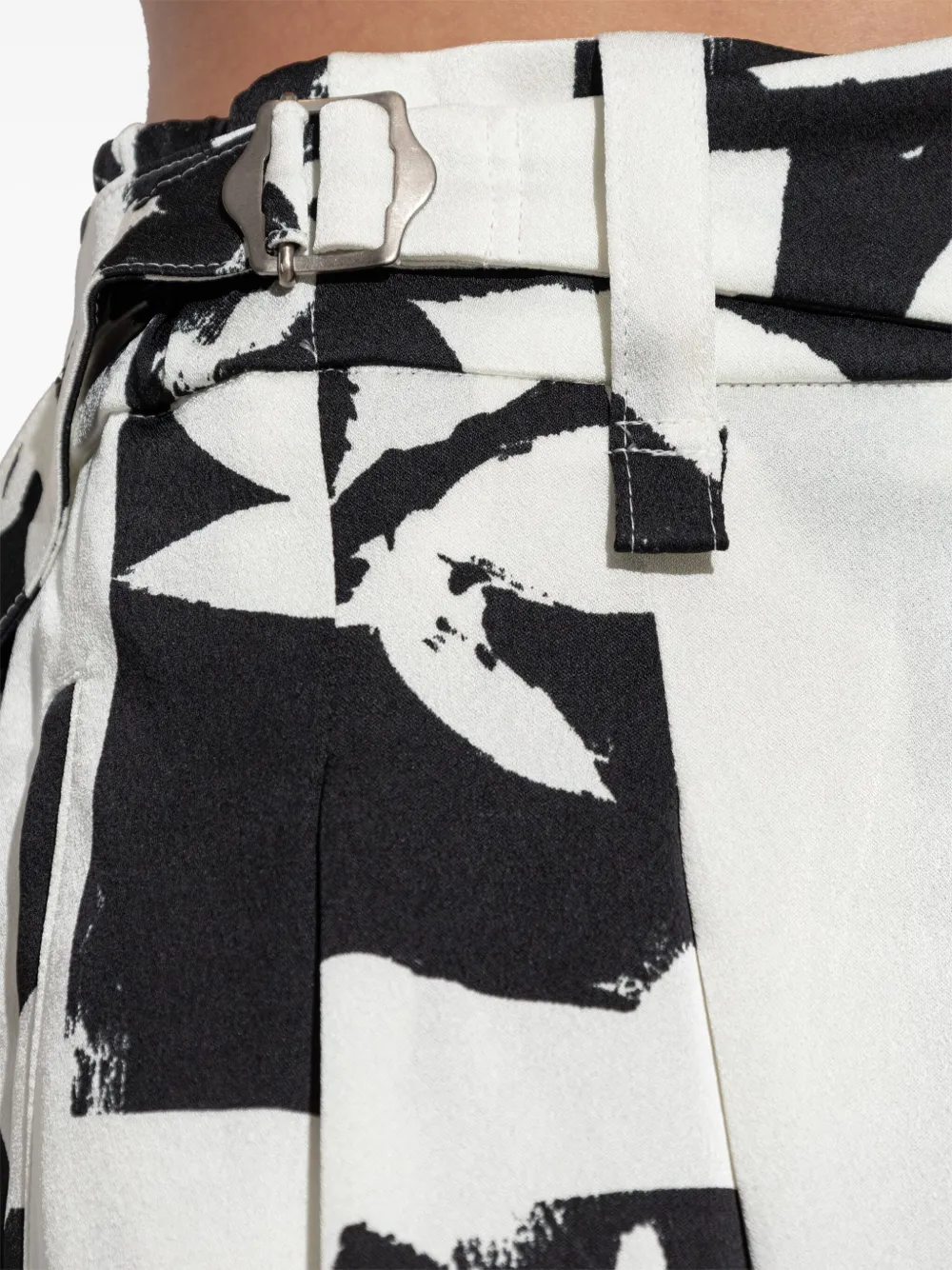 Issey Miyake Hose mit abstraktem Print | Image 5