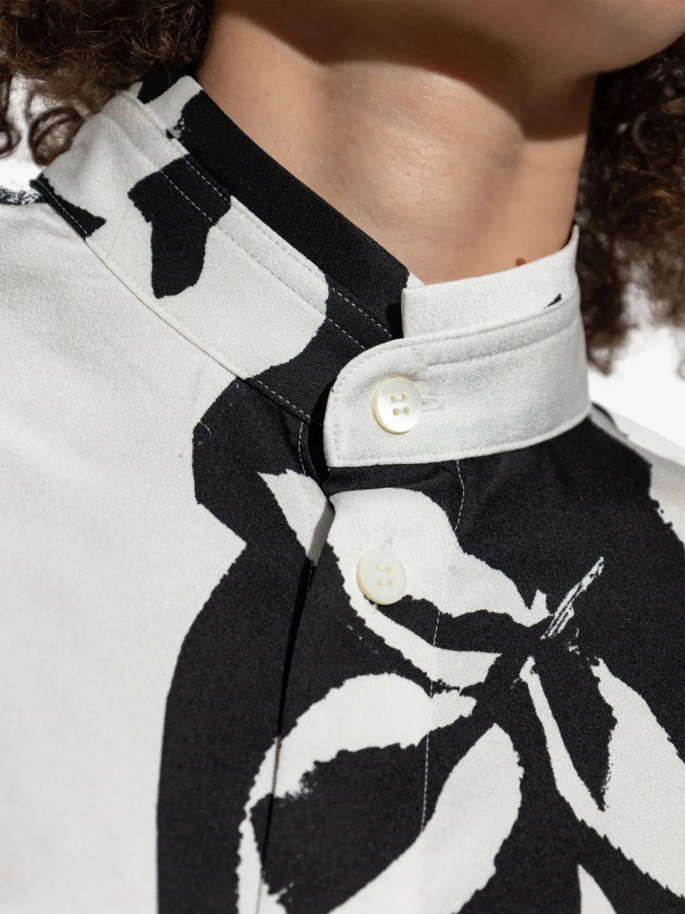 Issey Miyake Blouse met bloemenprint Zwart