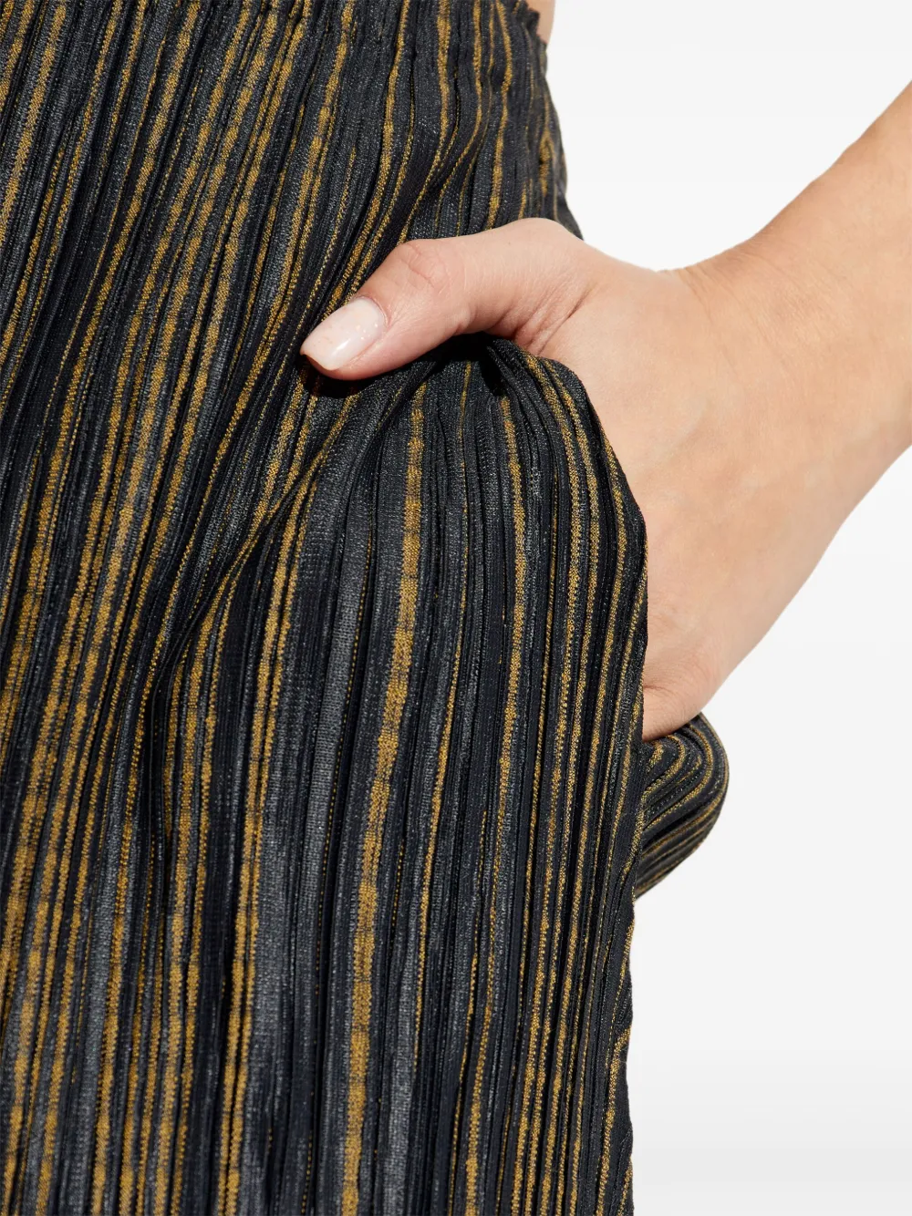 Pleats Please Issey Miyake Broek met print Zwart