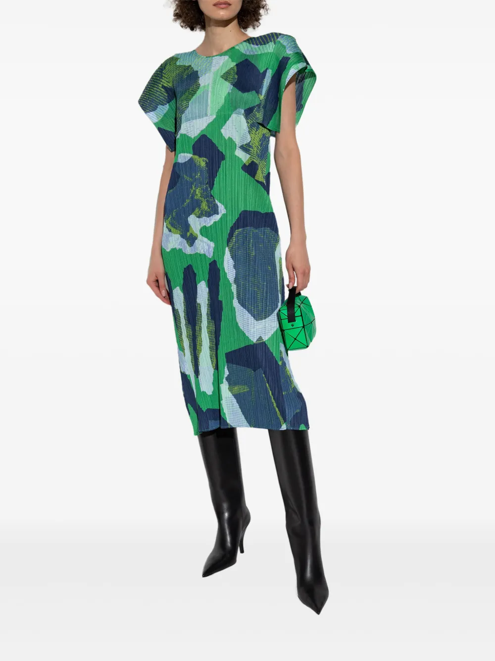 Pleats Please Issey Miyake pleated midi dress - Groen