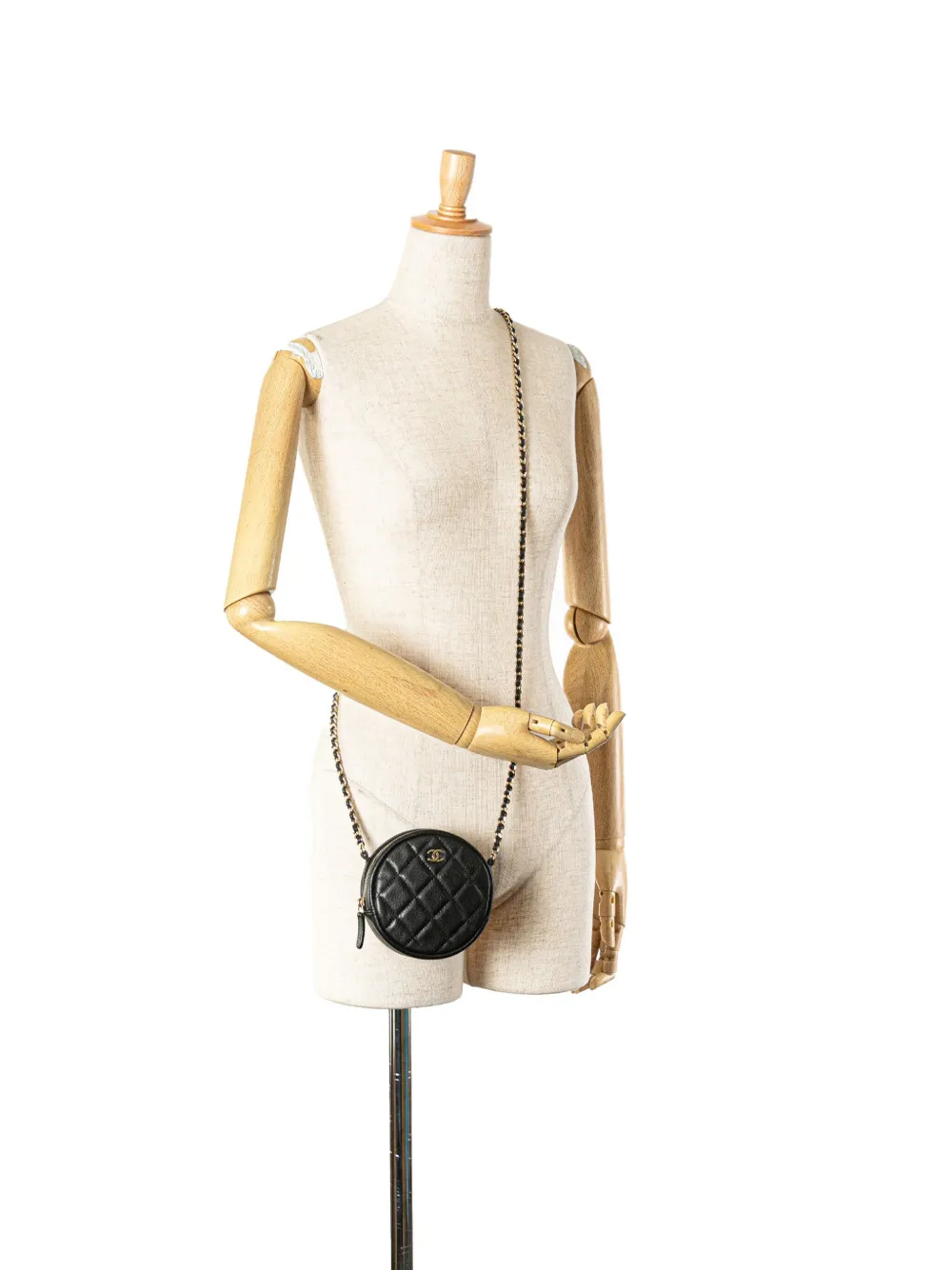 CHANEL Pre-Owned 2018-2019 CC Quilted Caviar Round Clutch With Chain crossbody bag | Pre-Owned | Image 2