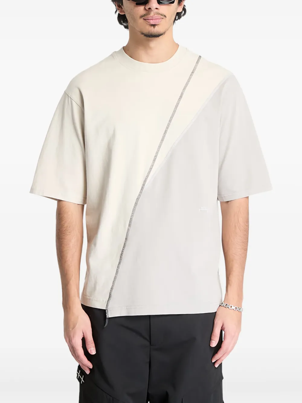 A-COLD-WALL* Spliced カラーブロック Tシャツ - ニュートラル A-COLD-WALL* Spliced カラーブロック Tシャツ - ニュートラル
