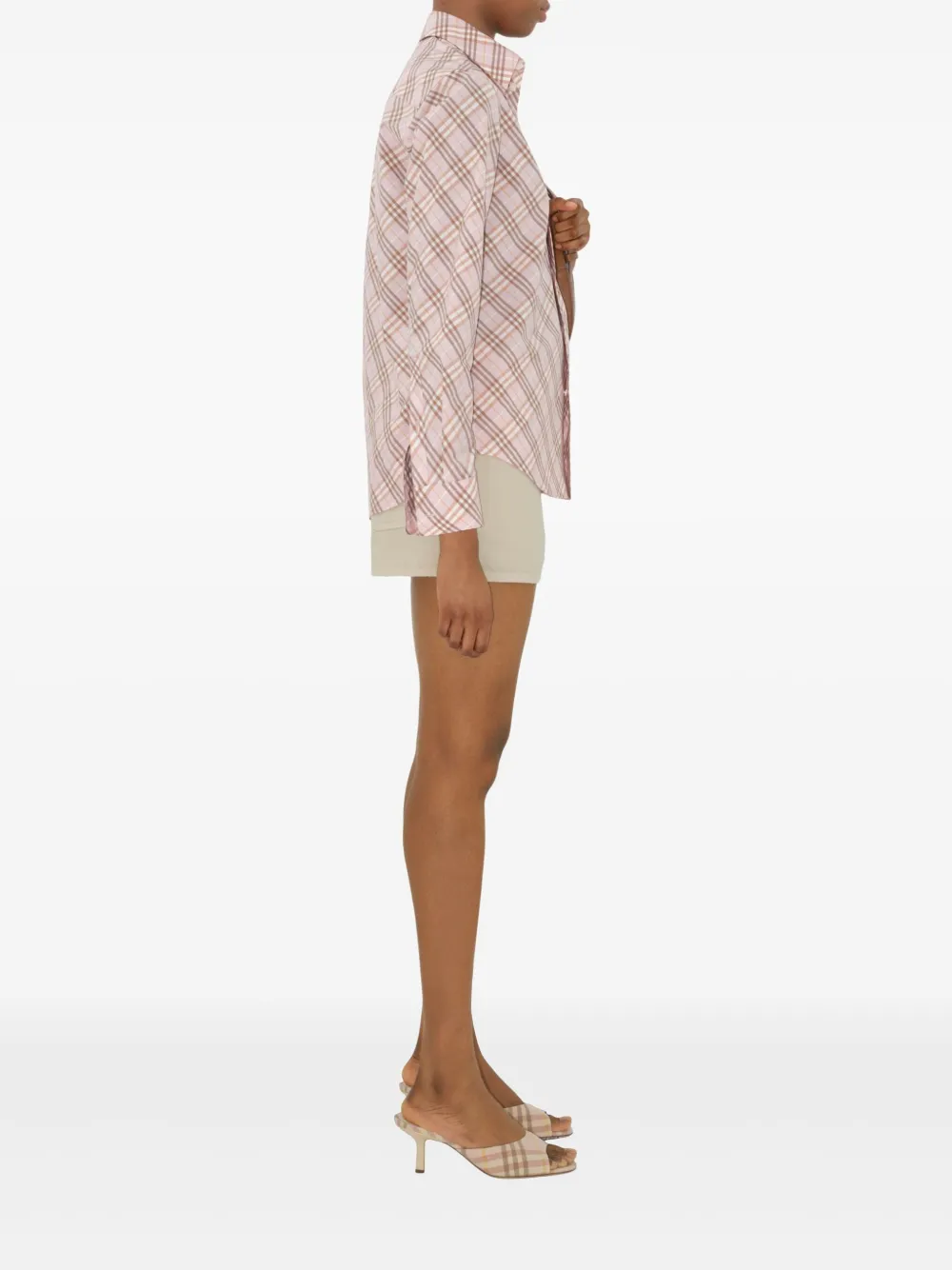 Burberry Equestrian Knight denim shorts Beige