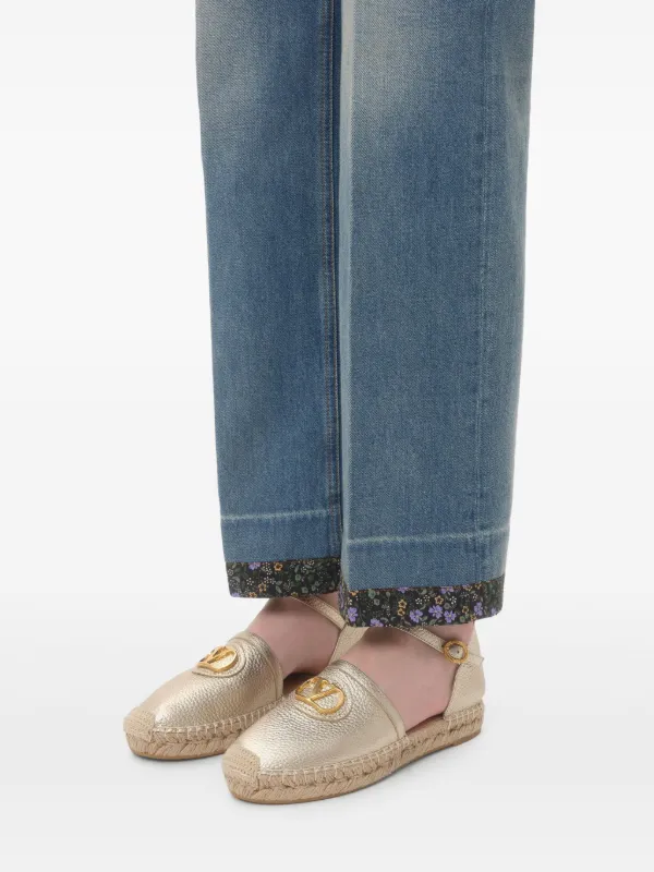 Valentino Garavani Vロゴ シグネチャー フラットシューズ