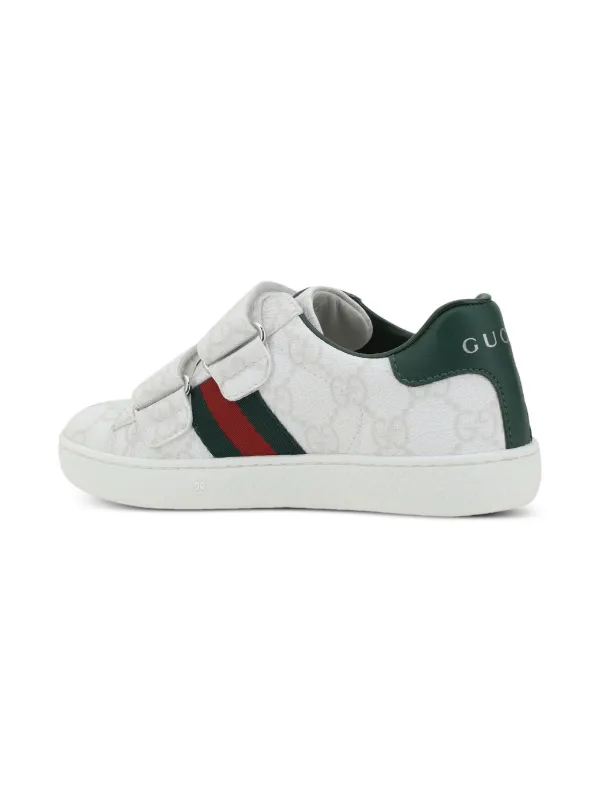 新品未使用品！GUCCI キッズ　ファー付き　ホワイトスニーカー GUCCI - グッチgucciスニーカーAceエースFurファー蜂ビー刺繍