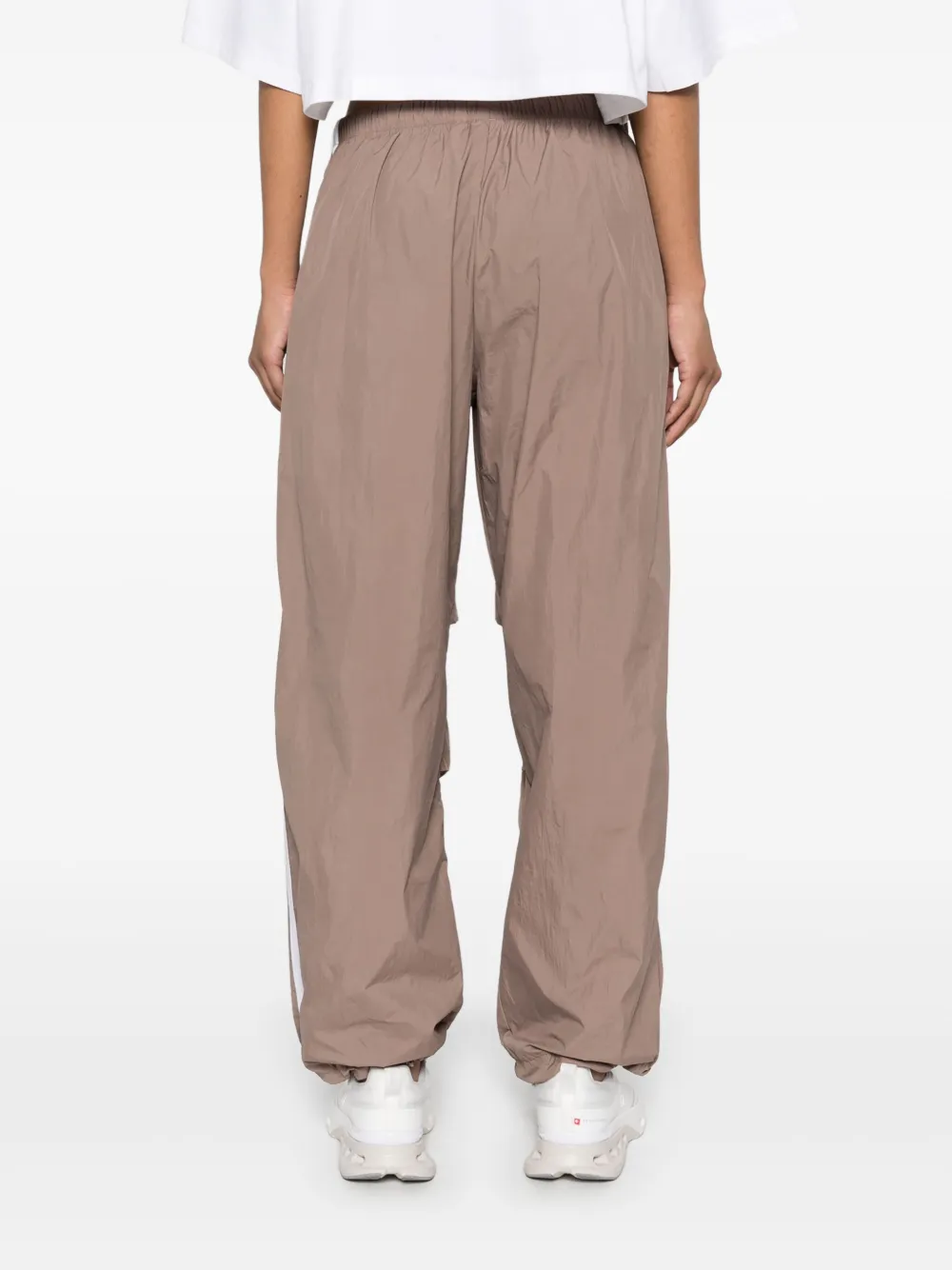adidas Parachute broek met 3 strepen Bruin