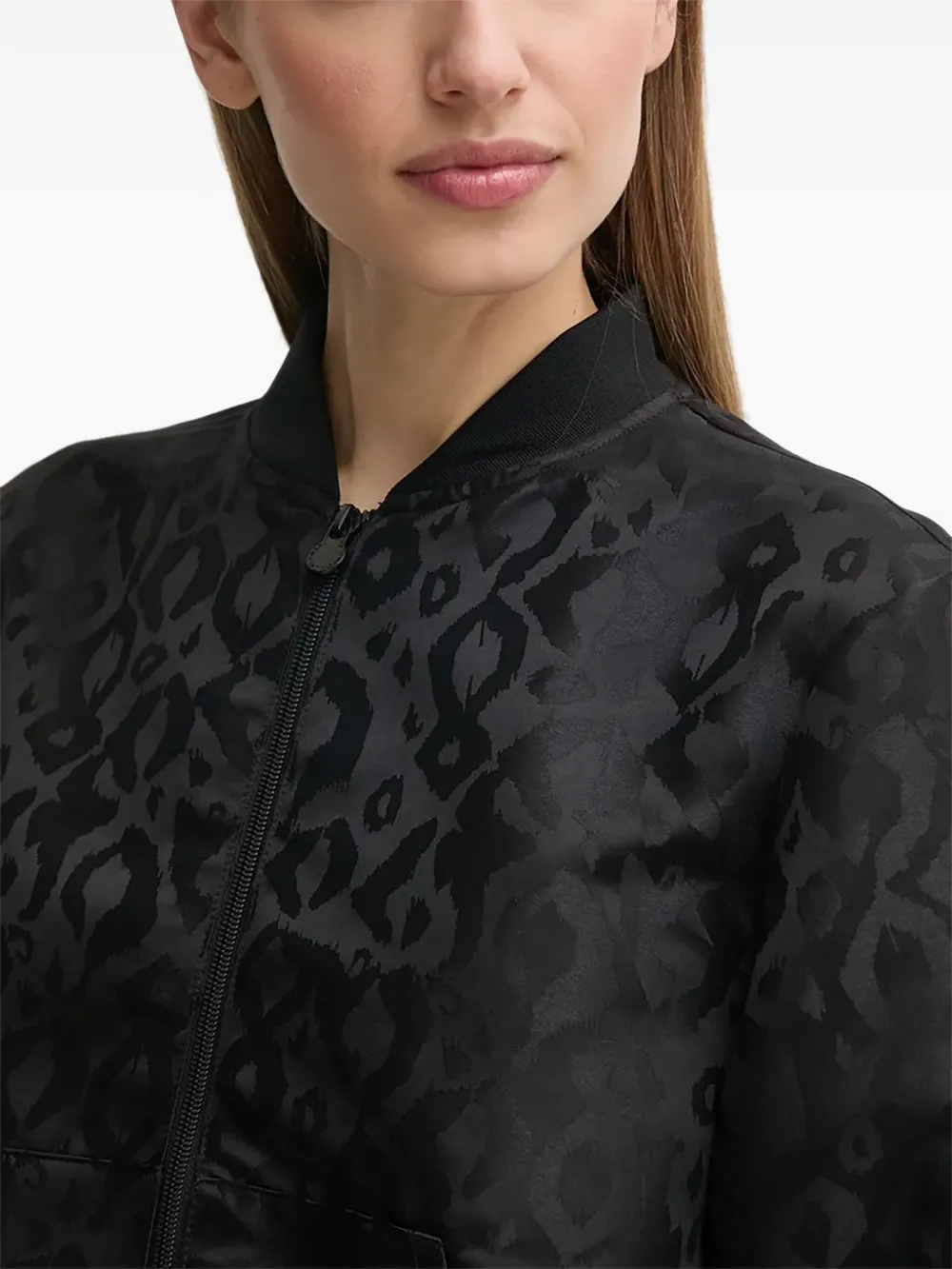 Ea7 Emporio Armani Bomberjack met luipaardprint Zwart