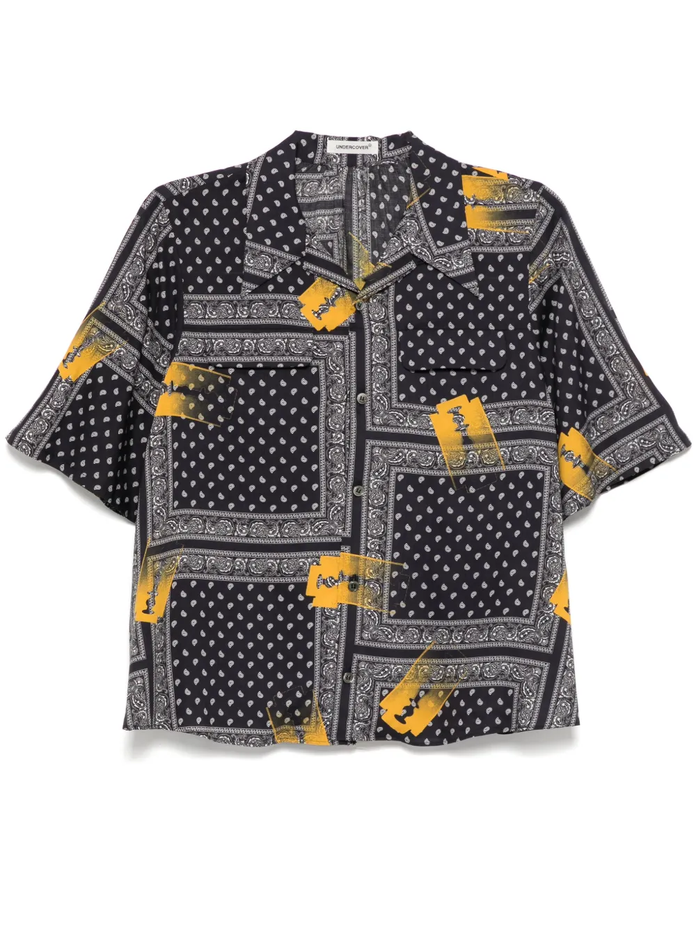 graphic-print shirt