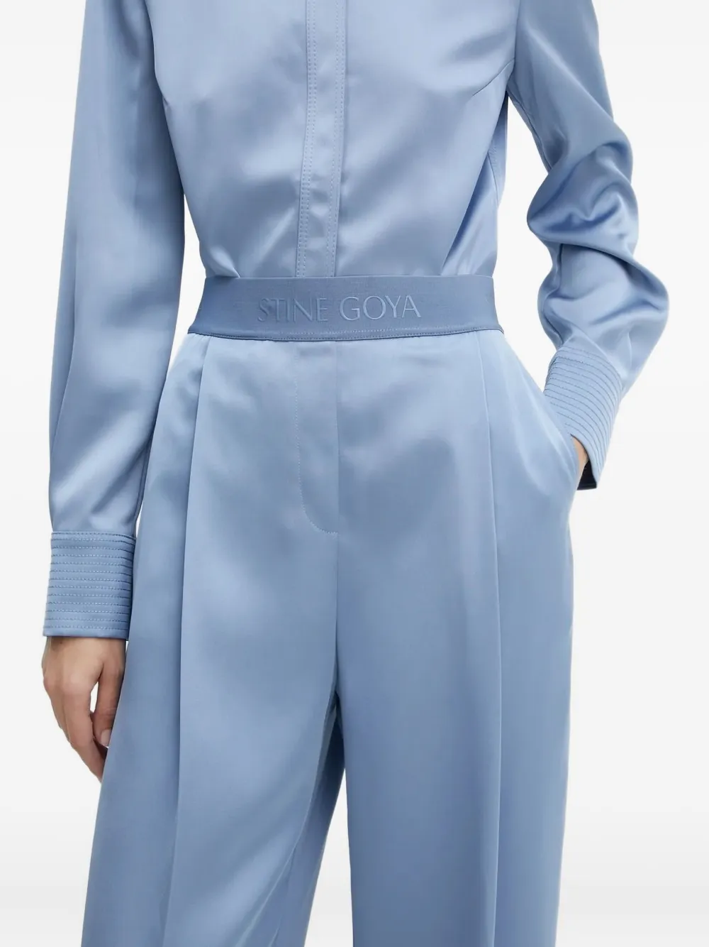 Stine Goya Plooibroek met wijde pijpen Blauw
