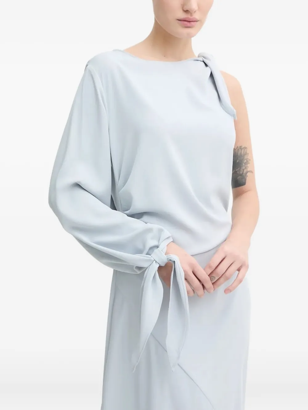 SAMSOE Asymmetrische jurk met gestrikte cuffs Blauw