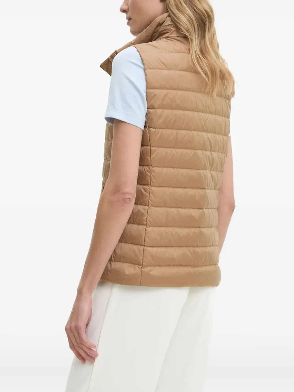 Gant Quilted Gilet In Brown