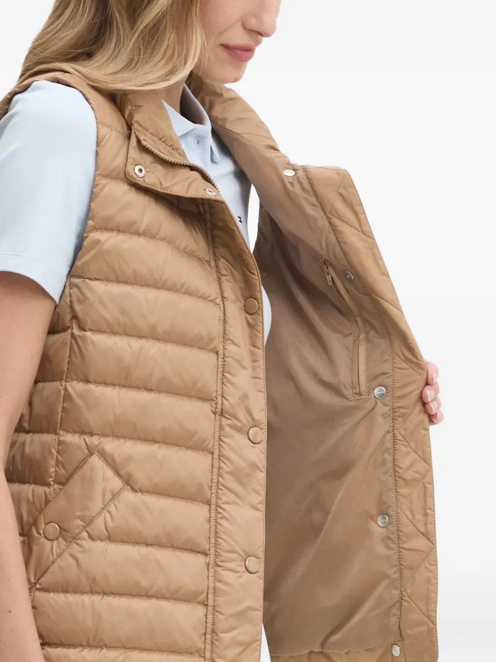 Gant Quilted Gilet In Brown