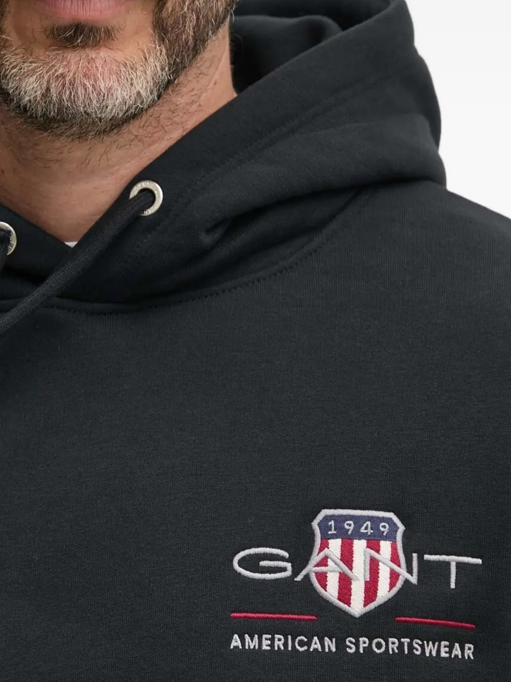 Gant Archive Shield medium hoodie met geborduurd logo Zwart