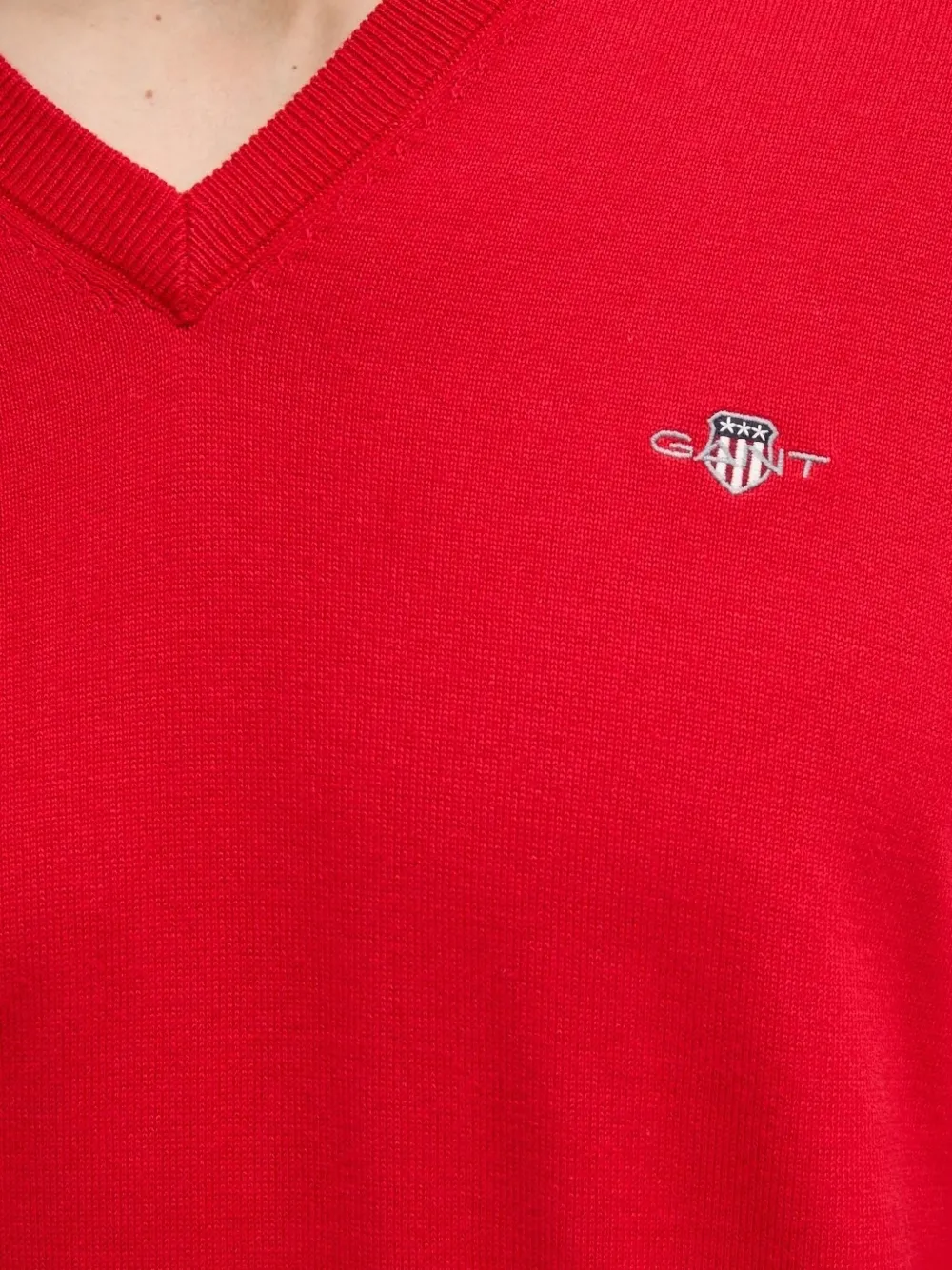 Gant Trui met geborduurd logo en V-hals Rood
