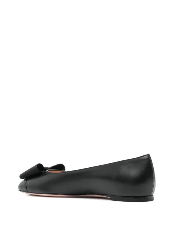 Bally B-Bow フラットシューズ | ブラック | FARFETCH JP