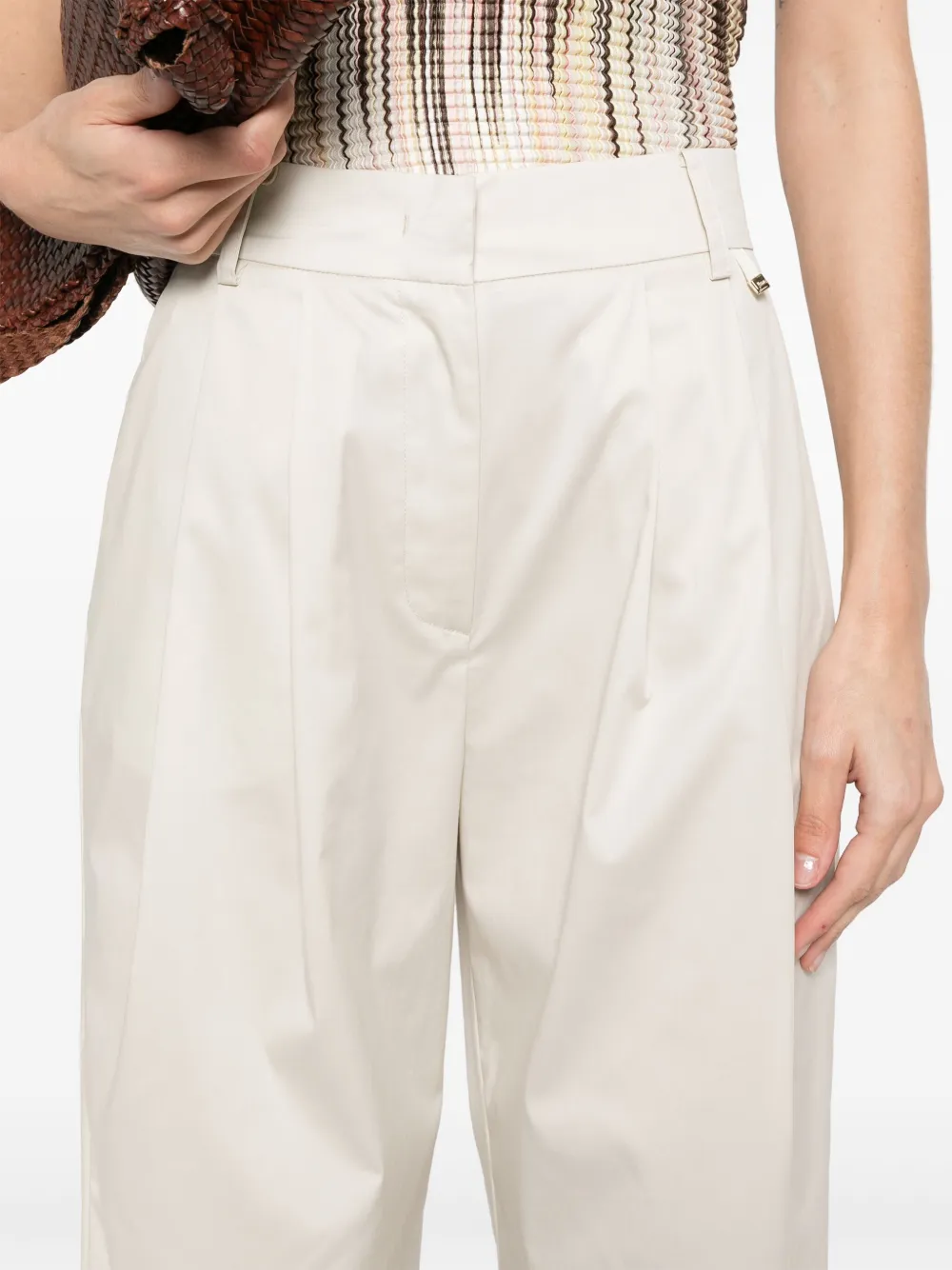 Herno Broek met geplooid detail Beige