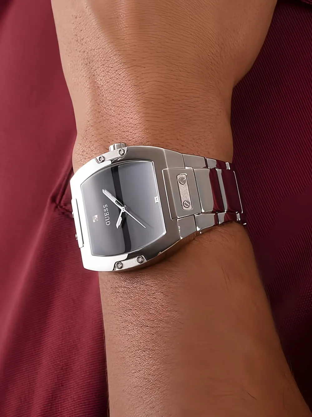 GUESS USA reloj de 45mm en acero inoxidable | Image 2