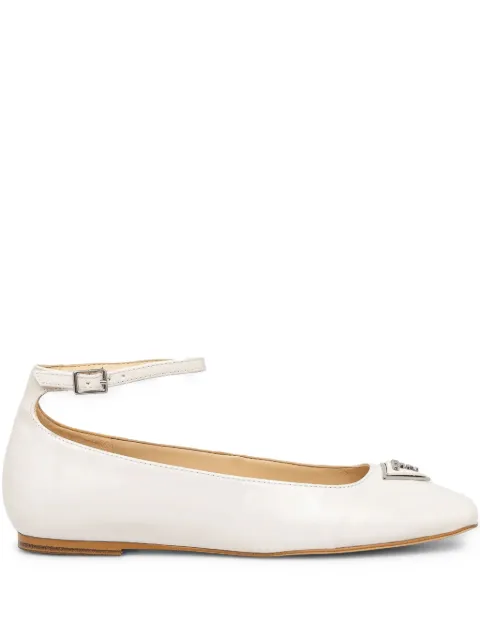 GUESS USA flats con placa del logo