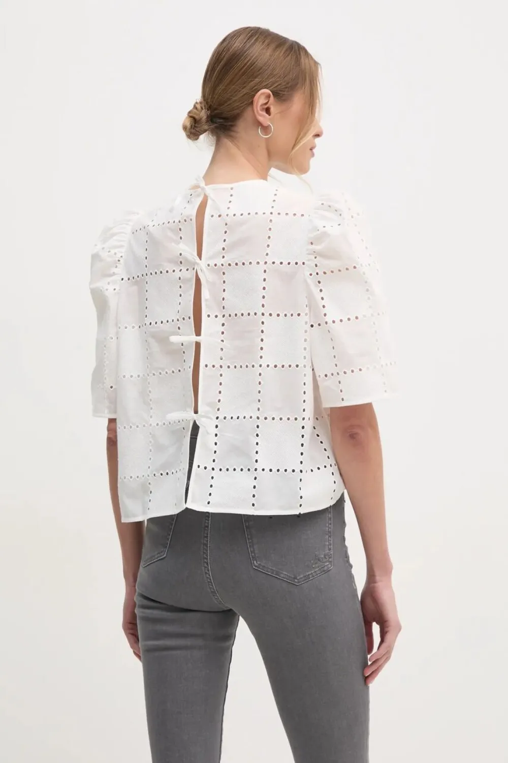 Ivy & Oak Eyelet Puff-sleeve Top In White