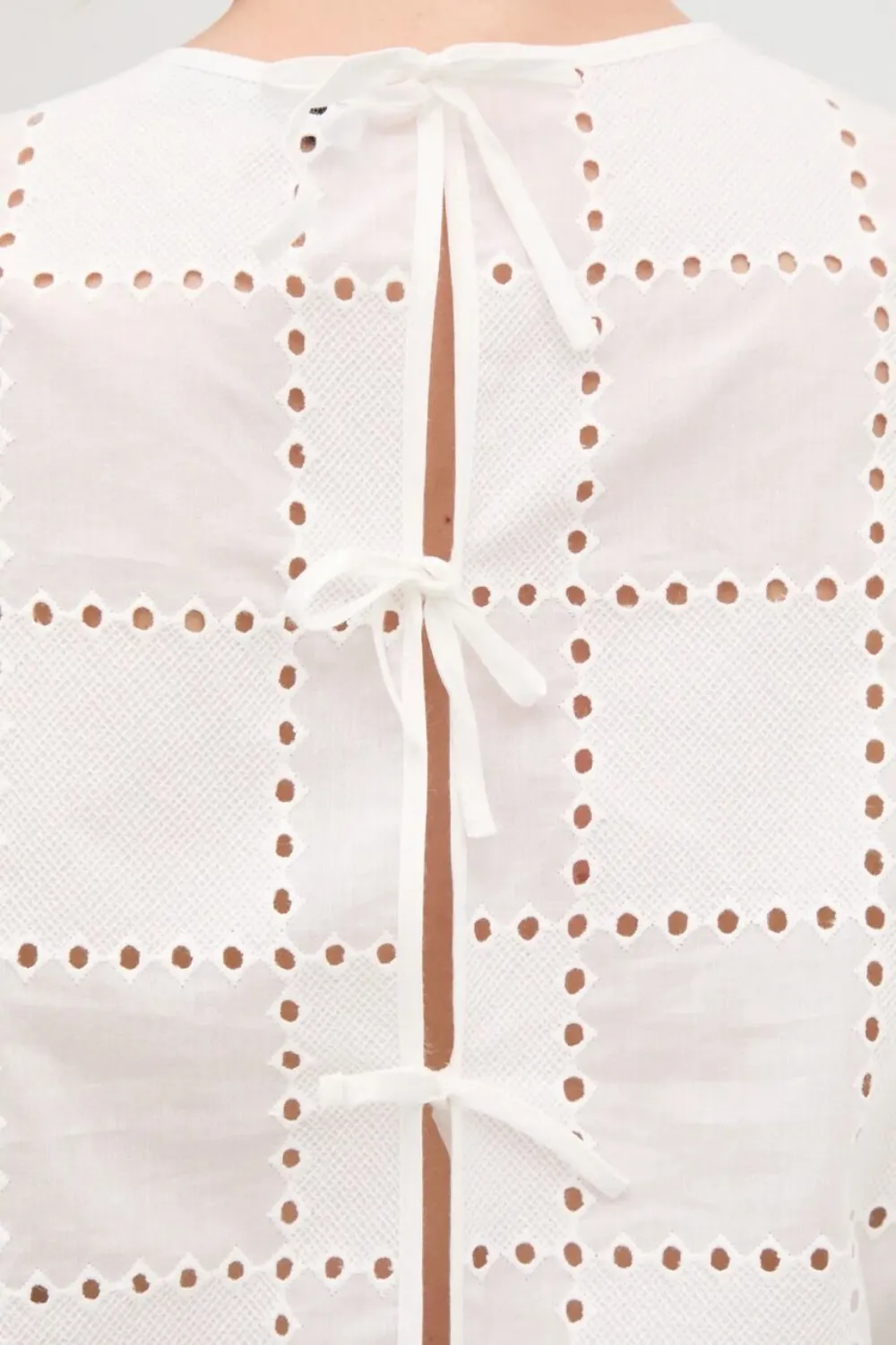 Ivy & Oak Eyelet Puff-sleeve Top In White