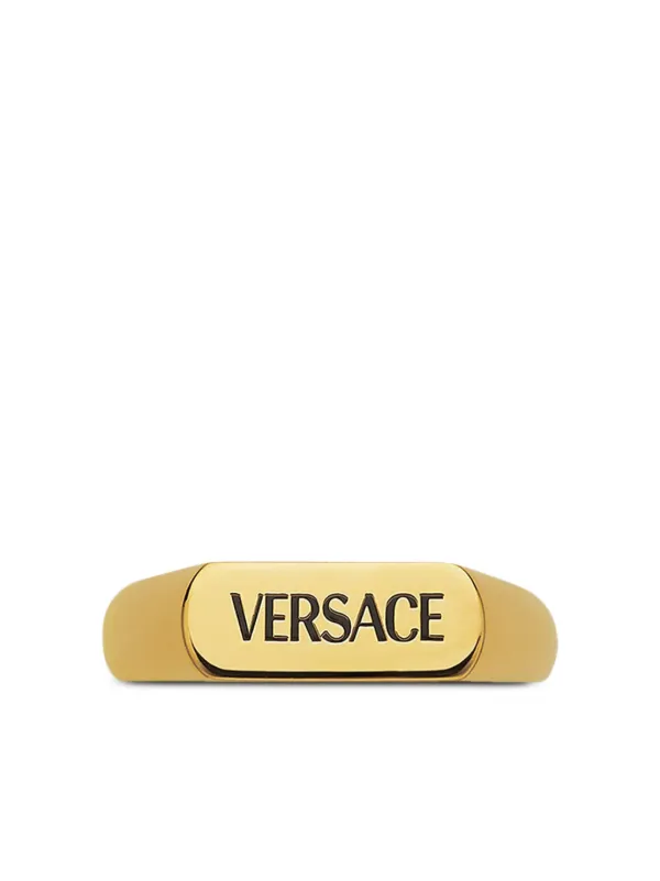 Versace ロゴエングレーブ リング | ゴールドトーン | FARFETCH JP