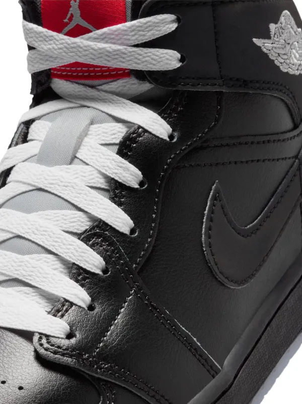 Jordan Jordan Mid SE 